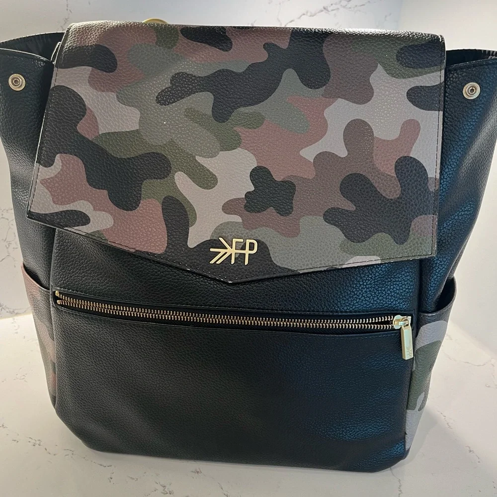 Freshly Picked Classic Diaper Bag
